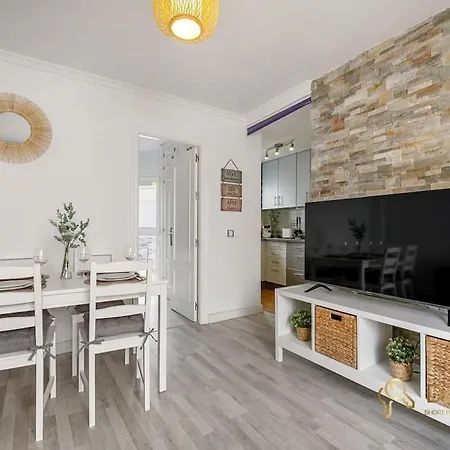 Apartamento A 200 Metros De La Playa De *